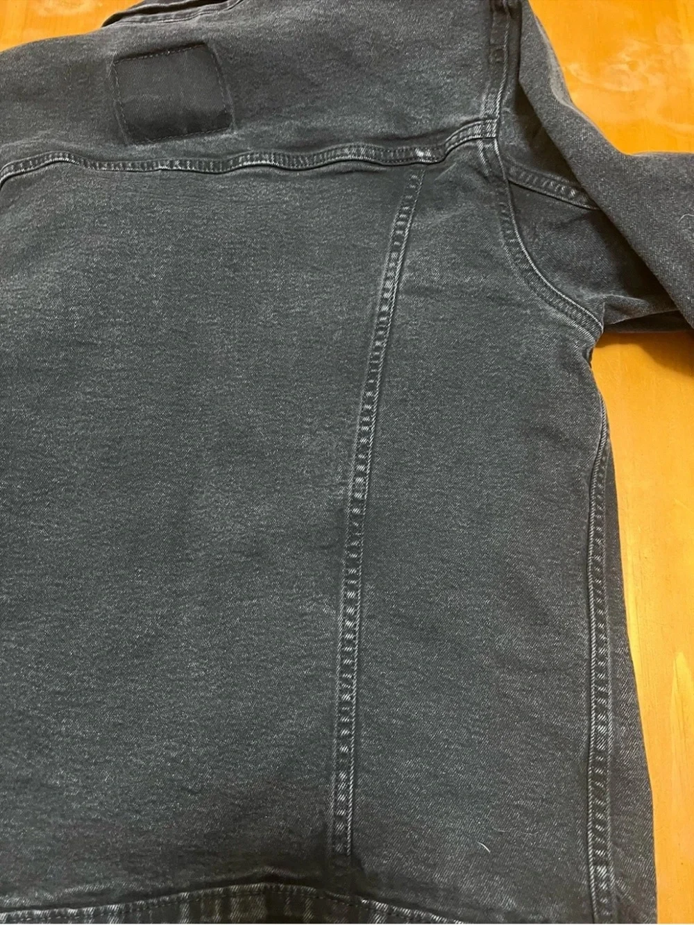 Levi’s 72334-0223 Black Denim Trucker Jacket Mens Size XL Distressed Type III